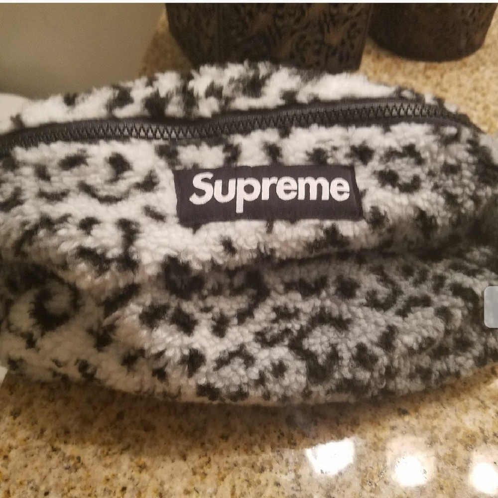 Supreme animal print waist bag